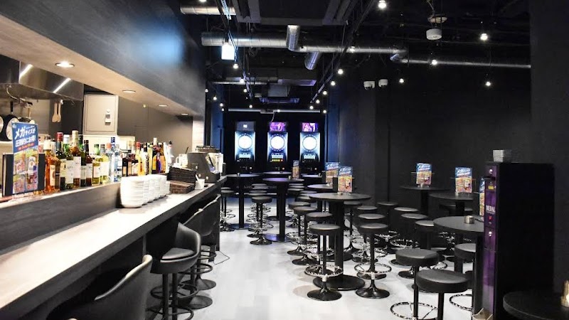 BUZZ darts&sports 新宿靖国通り店