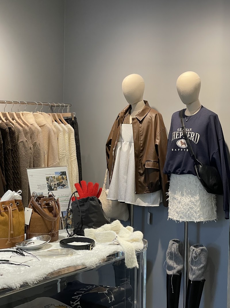 nuguルミネエスト新宿店
